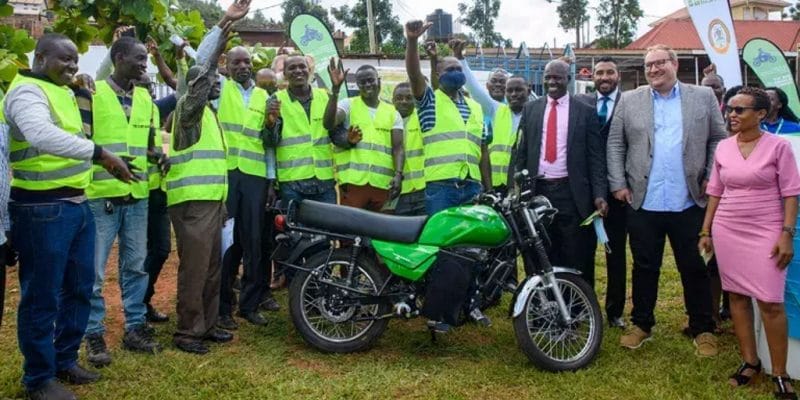 UGANDA: Zembo installs four spare charging stations in Kampala for its electric motorcycles ©PREO / Shutterstock