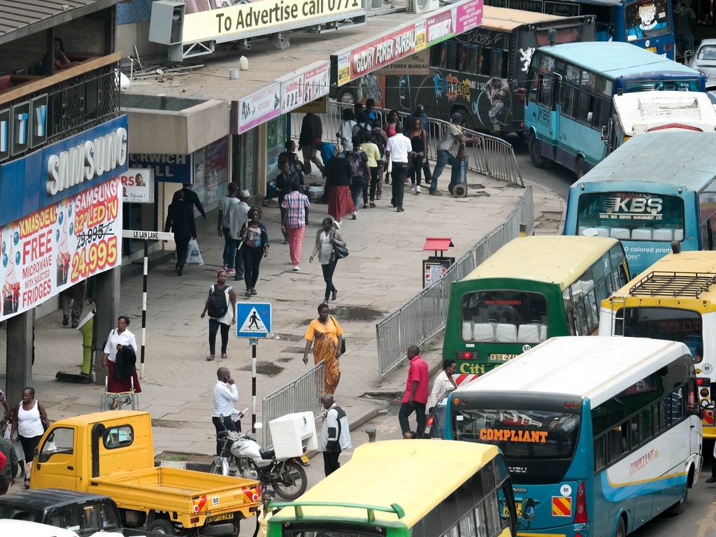 TOGO : face à la pollution, l’État lance un projet de transport urbain durable à Lomé © Syrus Neilson