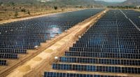 MALI : une centrale solaire hybride entre en service à la mine de Nampala© Tukio/Shutterstock