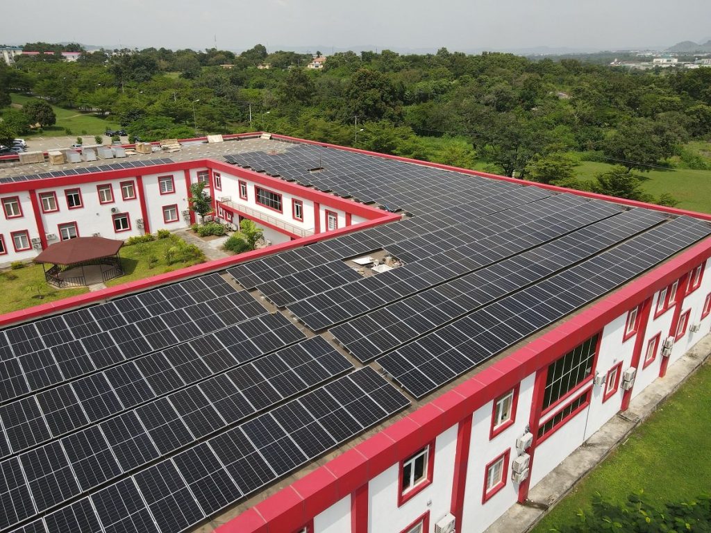 AFRIQUE : Starsight et SolarAfrica fusionnent pour fournir du solaire aux entreprises © Starsight Energy