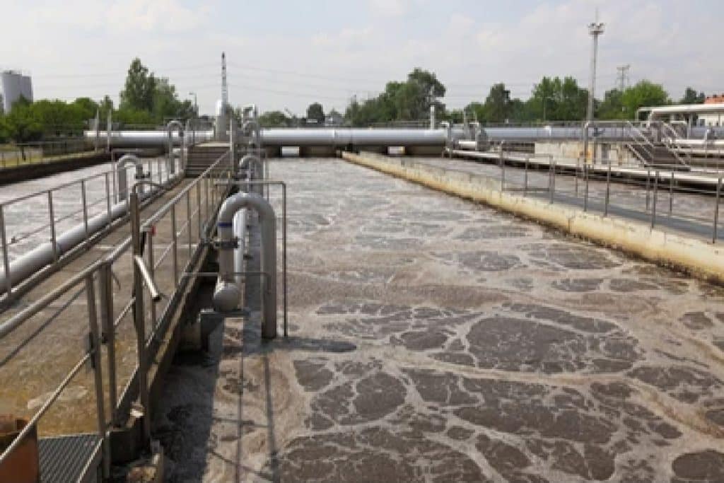 GUINEA: CNT Approves $18.8m IDB for Conakry Wastewater Treatment©Peter Gudella/Shutterstock