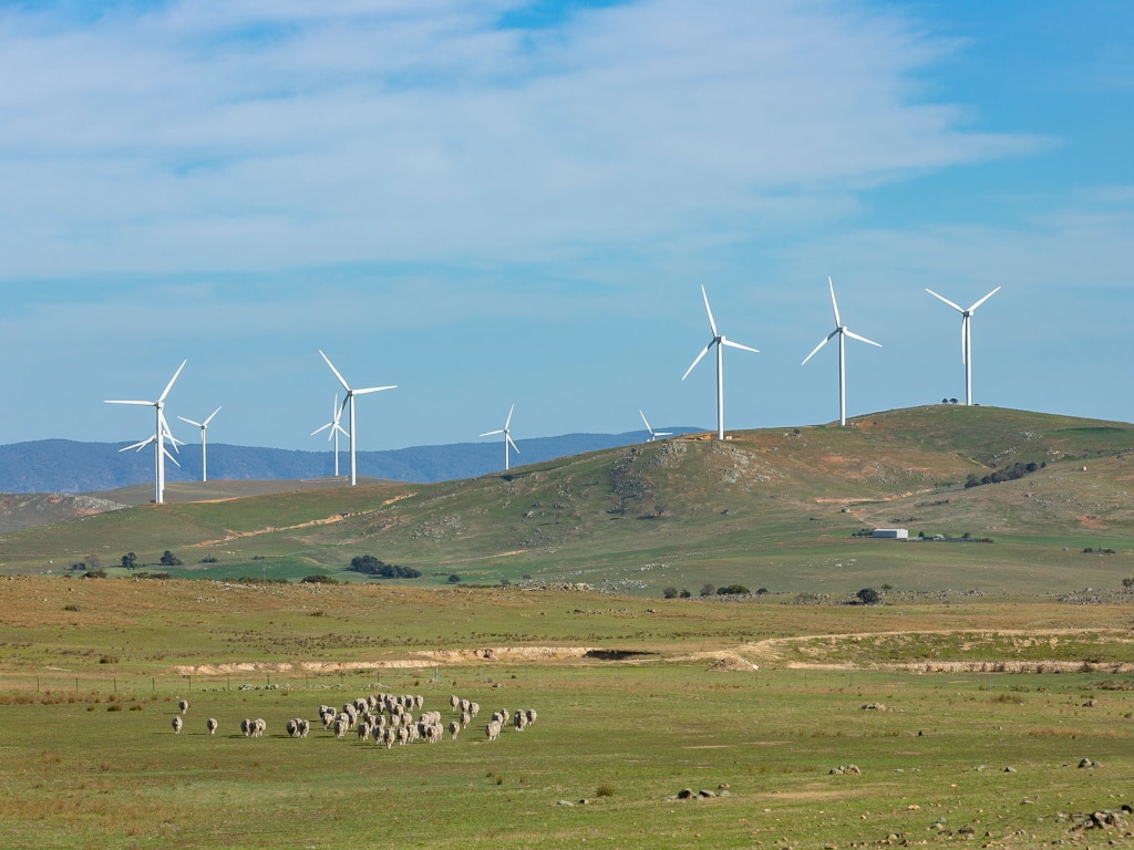 SOUTH AFRICA: EDF signs power purchase agreements for three wind farms © Steve Tritton/Shutterstock