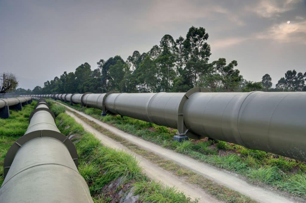 EGYPT: A double pipeline to bring irrigation water to the NAC©PaulWong/Shutterstock