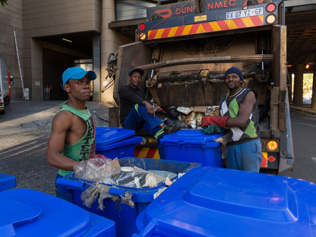 AFRICA: JICA to Train 24 Community Workers in Sustainable Waste Management ©Kevinspired365/shutterstock