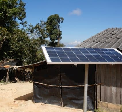 AFRICA: Mirova finances $5M for BioLite's solar home systems ©/Shutterstock