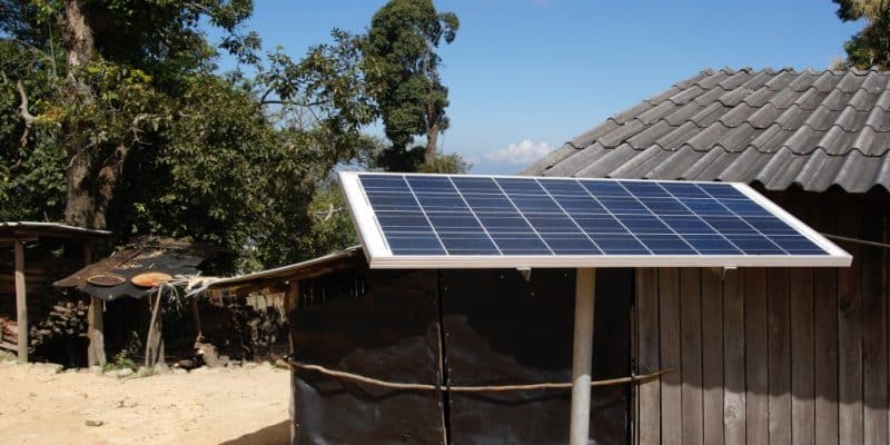 AFRIQUE : Mirova finance 5 M$ pour les systèmes solaires domestiques de BioLite ©/Shutterstock
