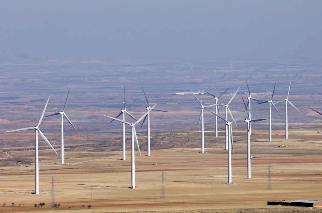 AFRIQUE DU SUD : la BEI et DBSA vont cofinancer 400 M€ pour les énergies propres © Greens and Blues/Shutterstock