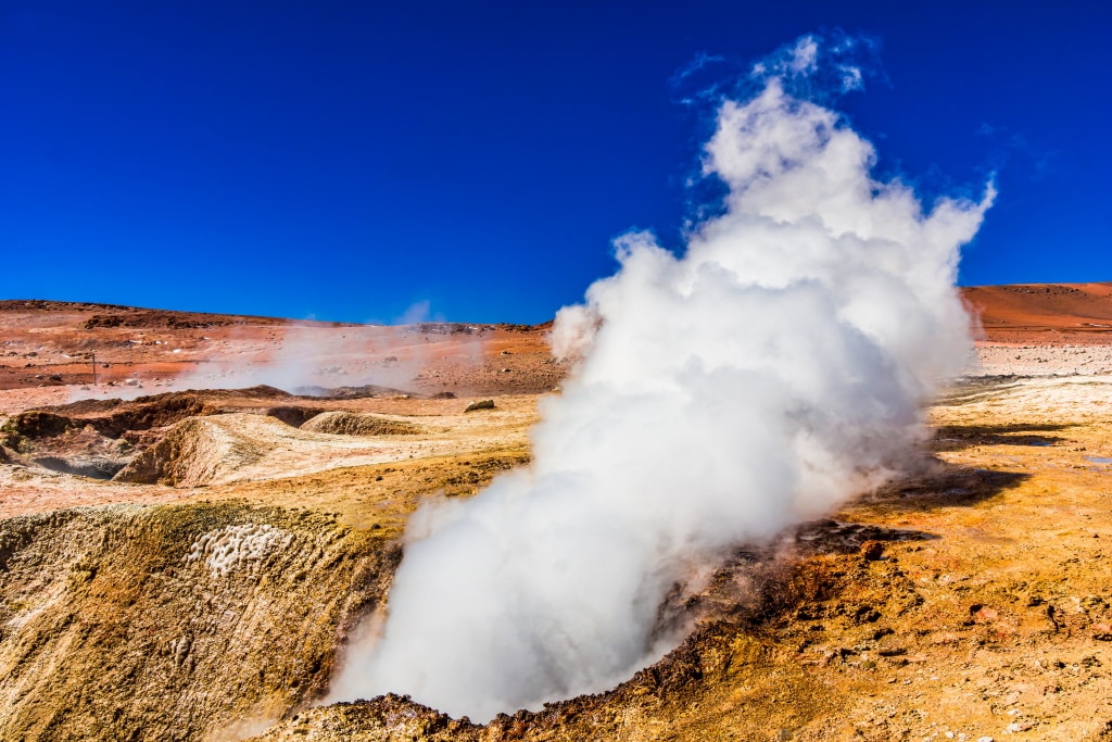 ETHIOPIA: 4th Resource to assess geothermal resource in two regions© streetflash/Shutterstock