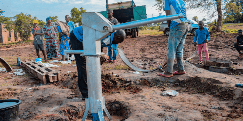 BURKINA FASO : un appel d’offres pour la supervision des travaux d’eau dans 2 régions ©Oni Abimbola/Shutterstock