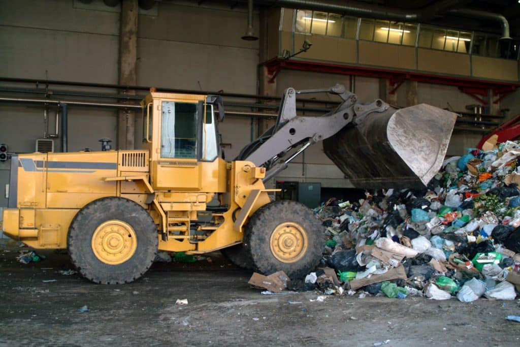 CÔTE D’IVOIRE : 2 stations de transit amélioreront la gestion des déchets à San Pedro ©Luigi Bertello/Shutterstock