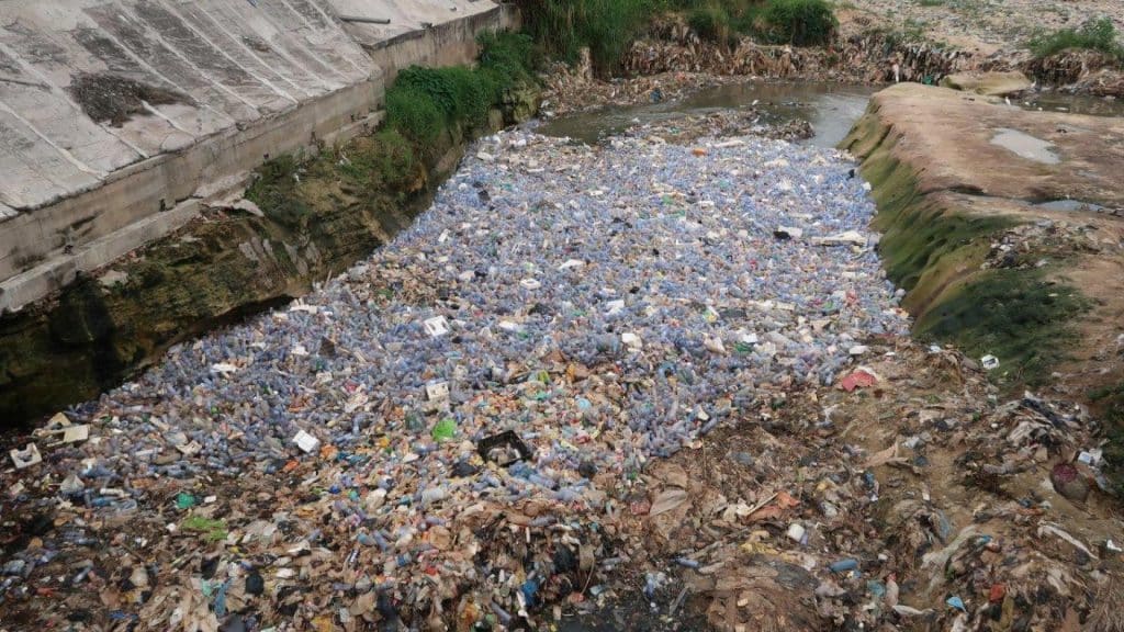 AFRICA: UNEP plan to reduce plastic pollution by 80% by 2040 ©UNEP