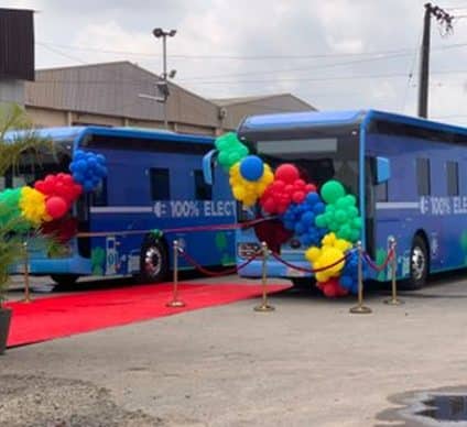 NIGERIA: in response to pollution, 2 electric buses are put into circulation in Lagos©Oando Plc