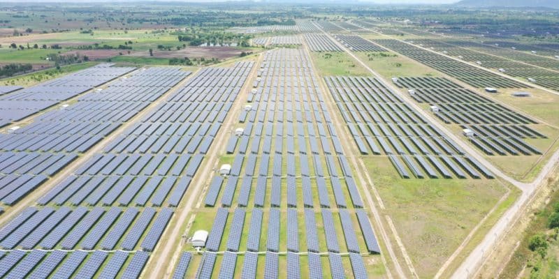 AFRIQUE DU SUD : l’émirien Amea Power va vendre 85 MWc d’énergie solaire à GreenCo © SOMPHOTOGRAPHY/Shutterstock