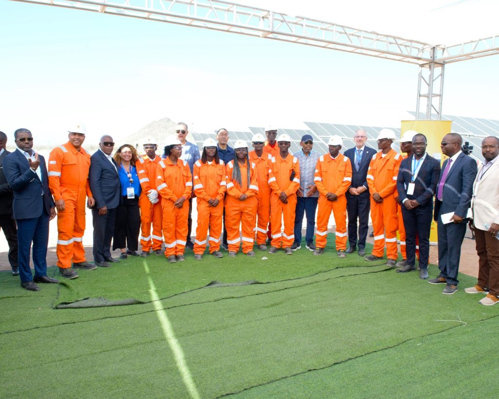 ANGOLA : la première phase de la centrale solaire de Caraculo entre en service ©GreenEnergyAfricaSummit
