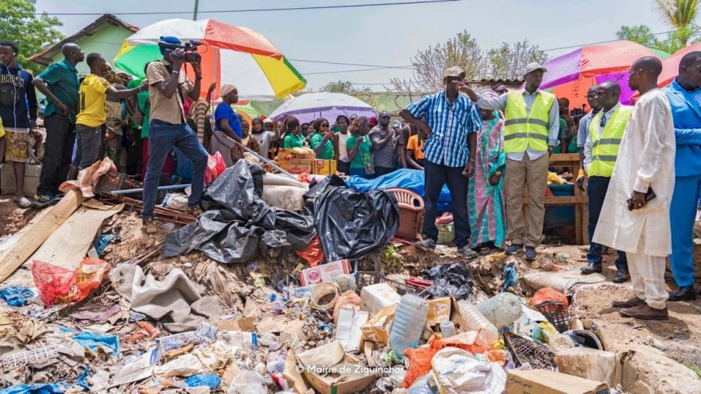 SENEGAL: SONAGED strengthens its position in Ziguinchor with 15 trash trucks ©Town hall of Ziguinchor