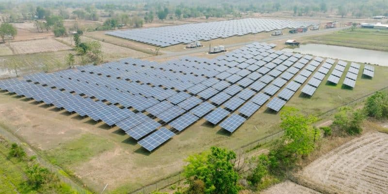 SÉNÉGAL : un financement de 32 M€ pour le stockage de l’énergie solaire à Bokhol © MR. BUDDEE WIANGNGORN/Shutterstock