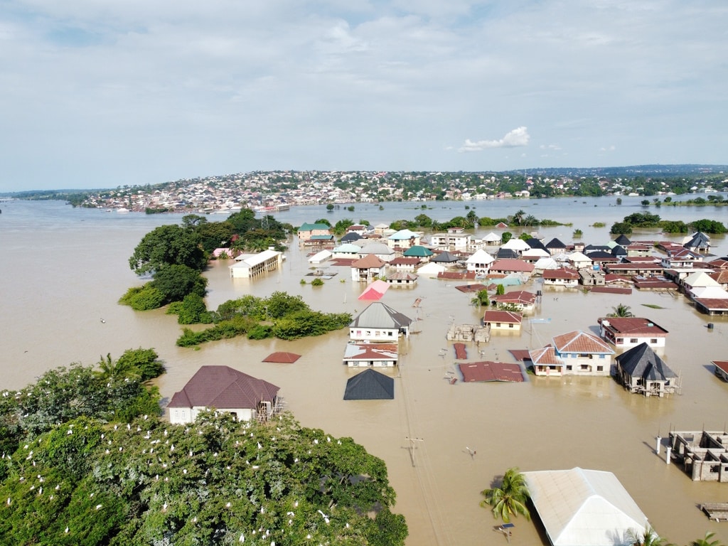 NIGERIA : 14 États en alerte, la Nema va en guerre contre les inondations © Chinedu Chime / Shutterstock