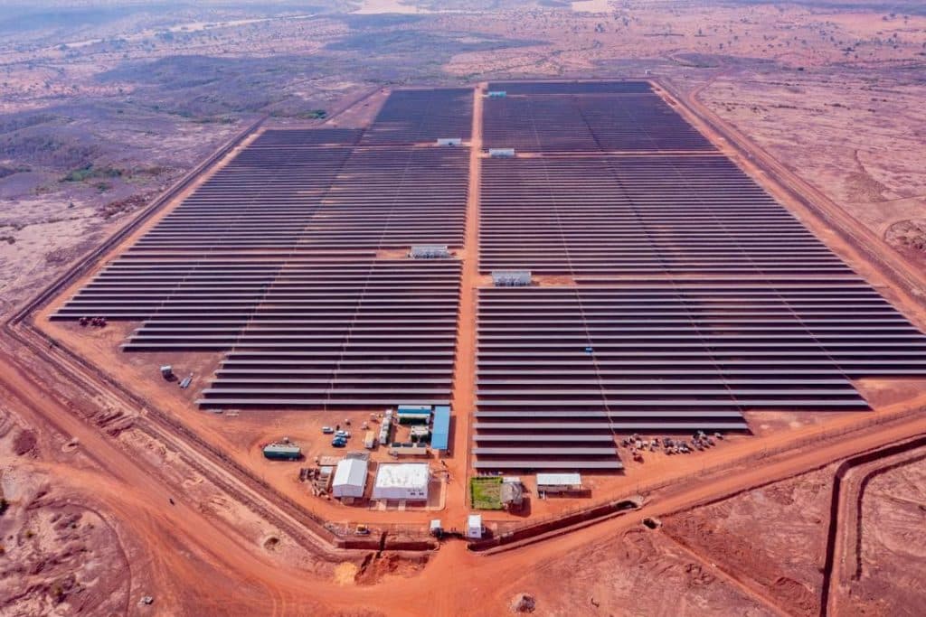 NIGER: 4 mois après le coup d’État, le parc solaire de Gourou Banda entre en service©Nigelec