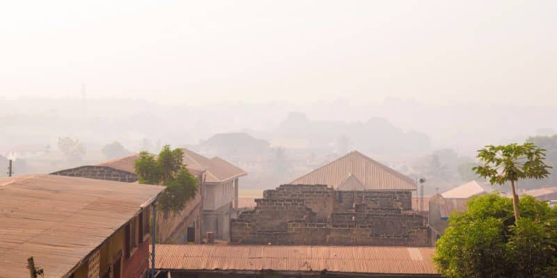 GHANA : le changement climatique amplifie la pollution de l’air à Accra© i_am_zews /Shutterstock