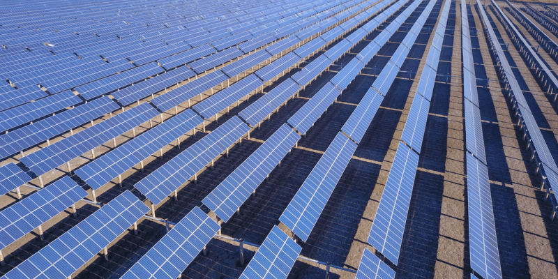 Solar energy: in Botswana, Solarcentury will produce 100 MW for the sub-regional grid © QiuJu Song/Shutterstock