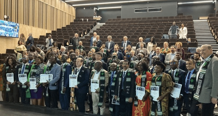 Water management: African professionals receive their diplomas in Paris © Marine Godaux/AgroParisTech