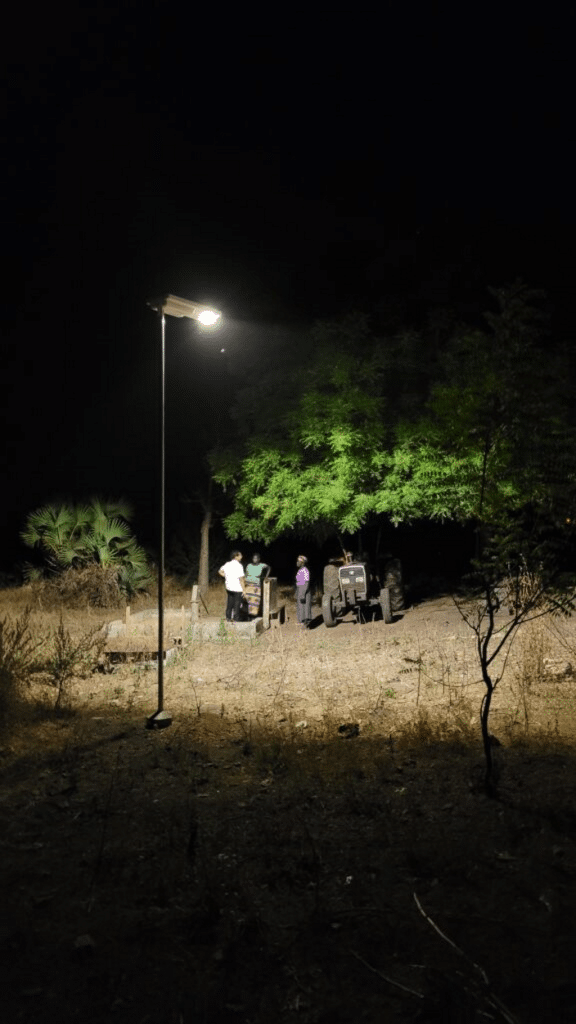 Éclairage public : au Togo, Sunna installe avec succès 30 000 lampadaires solaires © Sunna Design