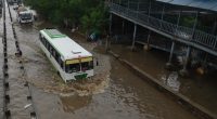 KENYA: a bus swept away by floods, 51 passengers narrowly saved © Sudarshan Jha/Shutterstock