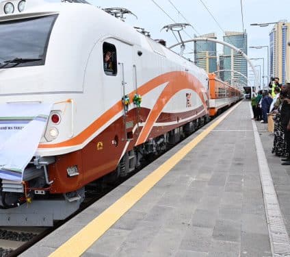 Les secrets du nouveau train électrique de la Tanzanie dont parle toute l’Afrique ©TRC