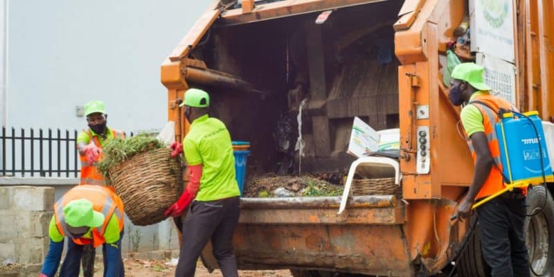 NIGERIA: LAWMA steps up training for waste circularity in Lagos©Stephen Nwaloziri/Shutterstock