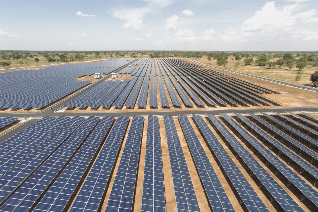 TOGO: a call for tenders (EPC) for a 25 MWp solar farm with storage © ES_SO/Shutterstock