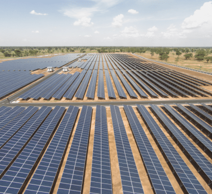 TOGO : un appel d’offres (EPC) pour un parc solaire de 25 MWc avec stockage © ES_SO/Shutterstock