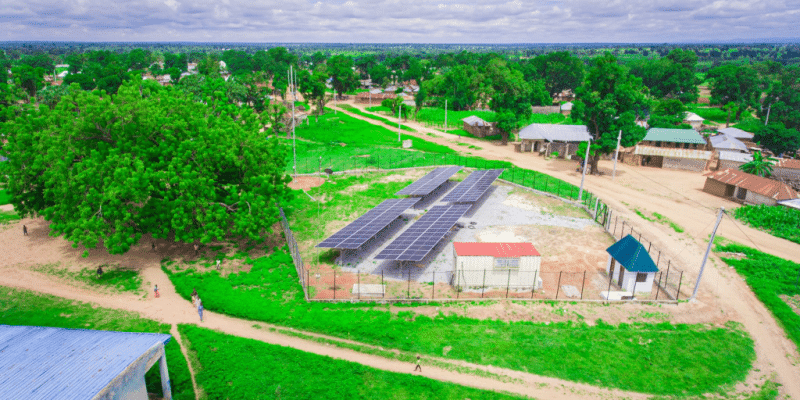 NIGERIA : la BEI engage 20 M$ pour l’électrification via les mini-réseaux solaires © Husk Power